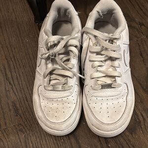 Nike Big Kids' Classic Air Force One Sneakers